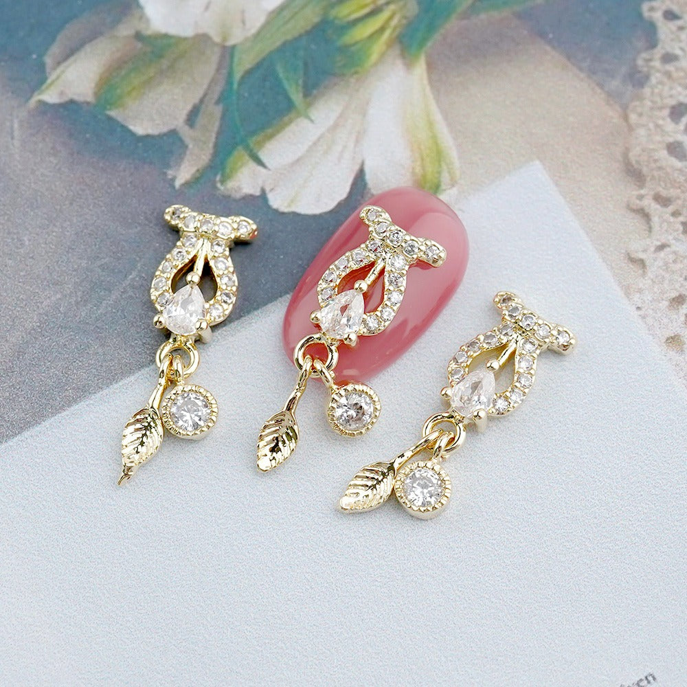 Lucury Nail Parts- 50 Dangle Leaf Stone