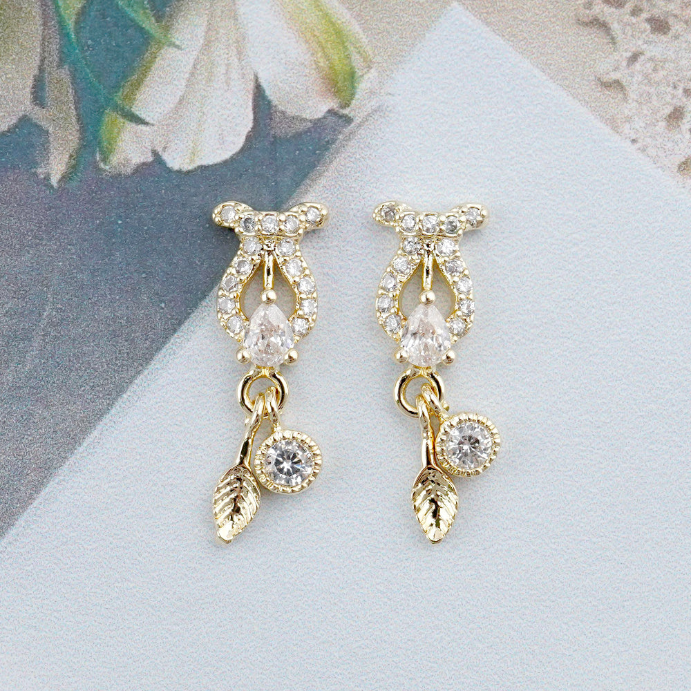 Lucury Nail Parts- 50 Dangle Leaf Stone