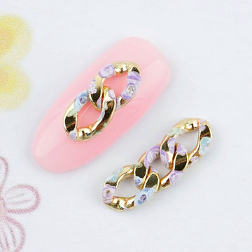 Nail Chain - Lilac Gold Flower